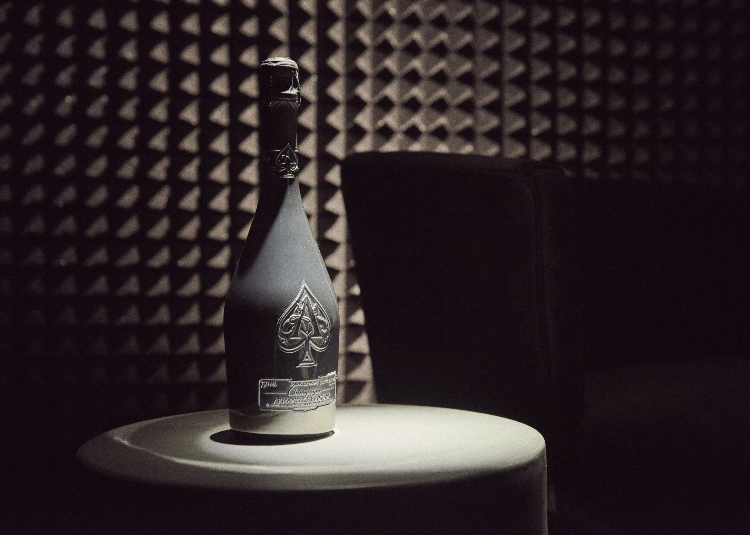 Jay Z buys Armand de Brignac Champagne brand - Los Angeles Times